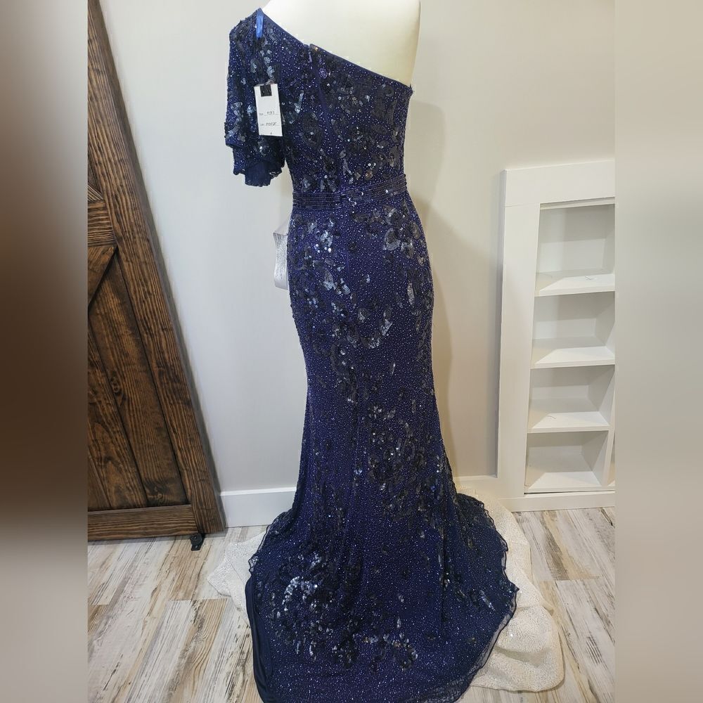 Mac Duggal Sequin One-Shoulder Gown NWT size 4 Midnight Blue (4986D) - Picture 5 of 6